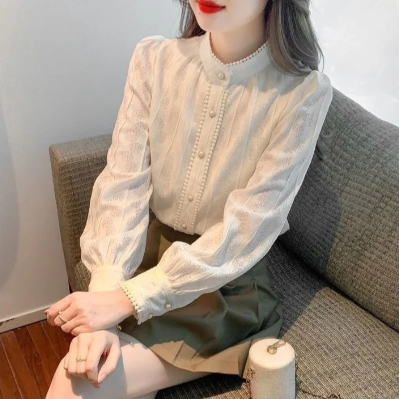 

Fashion Winter Fleece Lined Lace Top Women Long Sleeve 2026 Autumn New Fashion Basic Warm Inner Layer Shirt