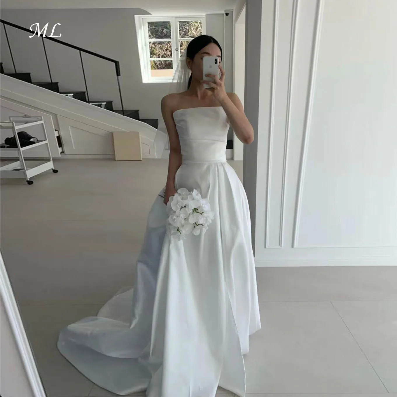 

ML Elegant White Satin Wedding Party Dress Strapless Draped Sweep Train Korea Photo shoot Bridal Reception Gown Customized New