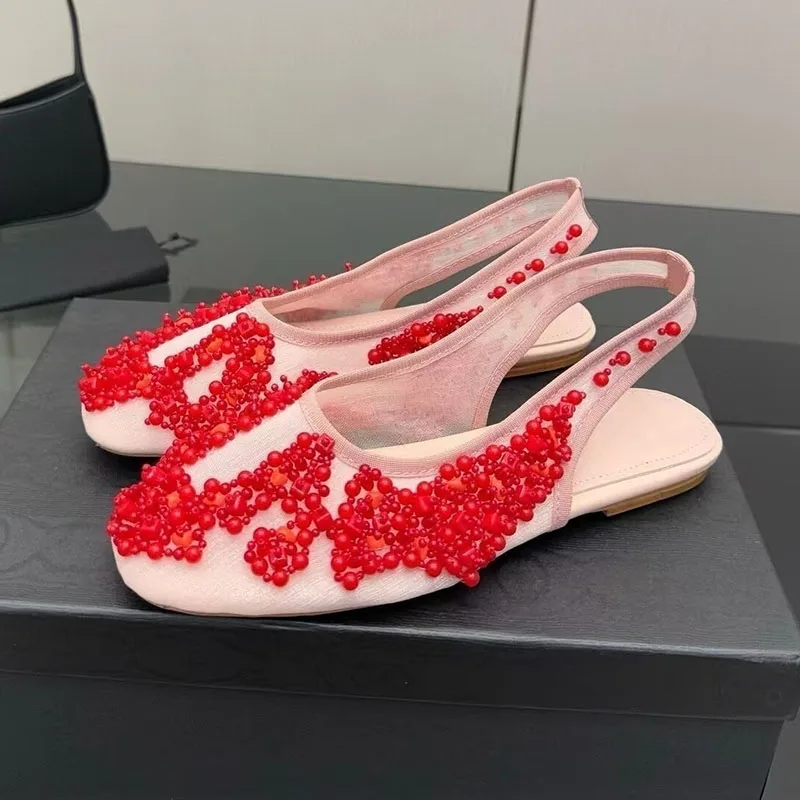 Новые сетчатые сандалии с закрытым носком и бусинами, женские прозрачные сандалии на танкетке, летние модельные туфли, модная подиумная обувь