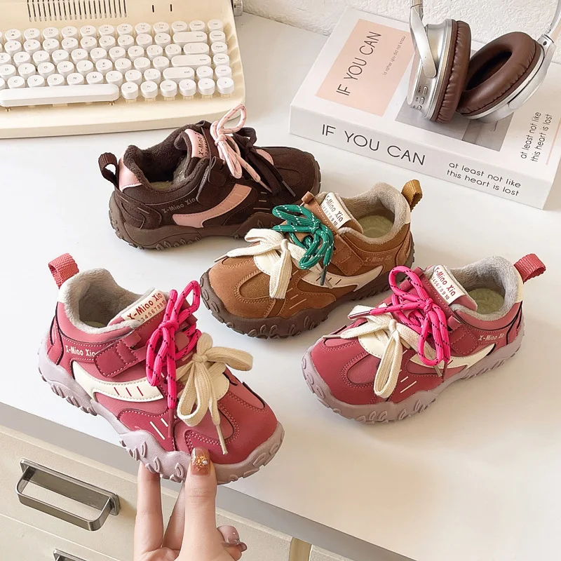 

Новые зимние детские кроссовки 2026 года: милые, повседневные, с плюшевой подкладкой, удобные для девочек. Хит продаж!