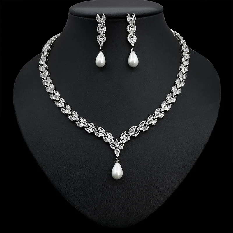 Zircon Pearl Pendant Necklace Women's European and American Dress Banquet Earring Set