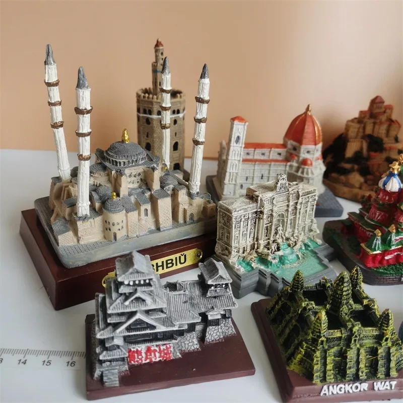 Modelo de construcción en miniatura para decoración del hogar, miniaturas, adornos de escritorio, Santorini, Grecia, Camboya, Coliseo, mont-saint-michel, Florencia, Torre di Pisa