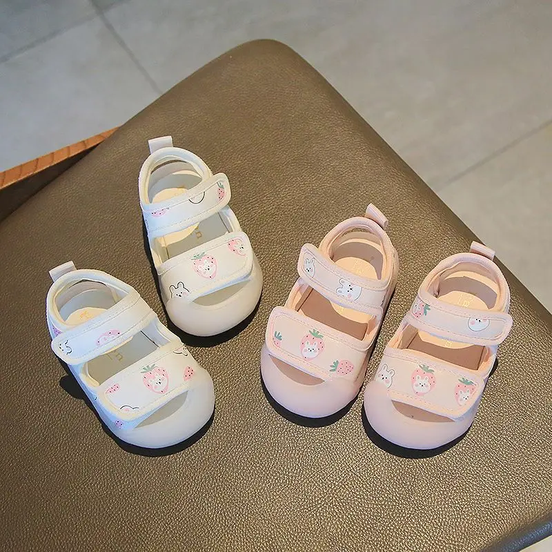

Baby Girl Toddler Flat Non-slip Cute Sandals Spring and Summer Outdoor Beach Baby Sweet Printed Decorative Casual Sandals.