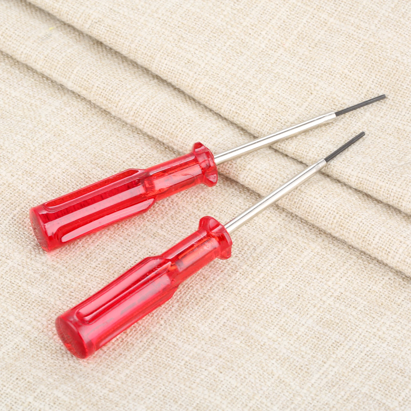 DRELD 2Pc Overlock Household Sewing Machine Hexagonal Screw Driver Sewing Machine Screwdrivers Sewing Tools Accessory 1.6/1.5mm