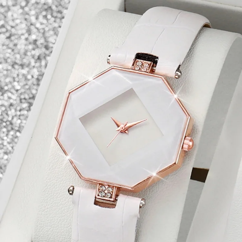 Fashion Women Rhombus Watches Casual Korean Version Analog Quartz Personalized WristwatchesWithout BoxFor Summer Party Wearing