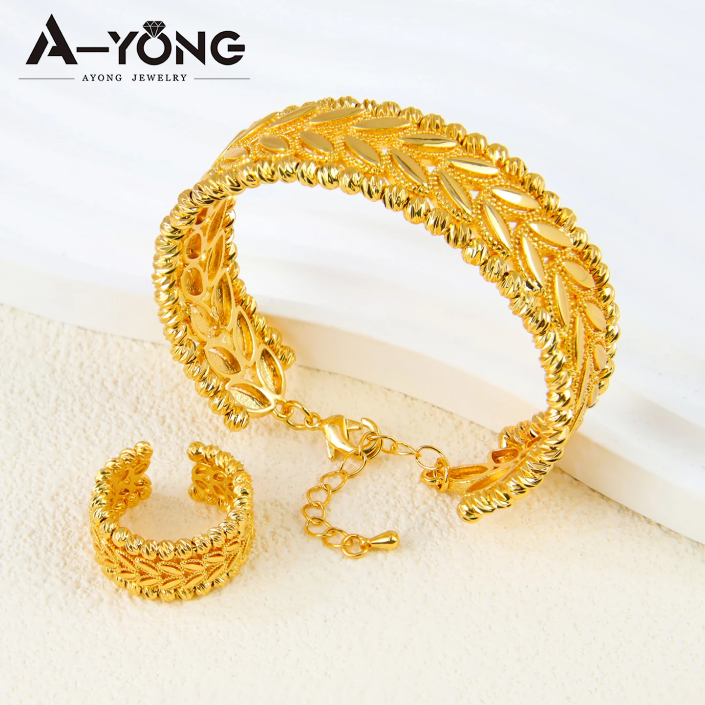 Nigeria Wedding Jewelry Set 24k Gold Plated Luxury Twist Gold Color Bracelet Ring Set Arab Dubai Women Engagement Party Jewelrys