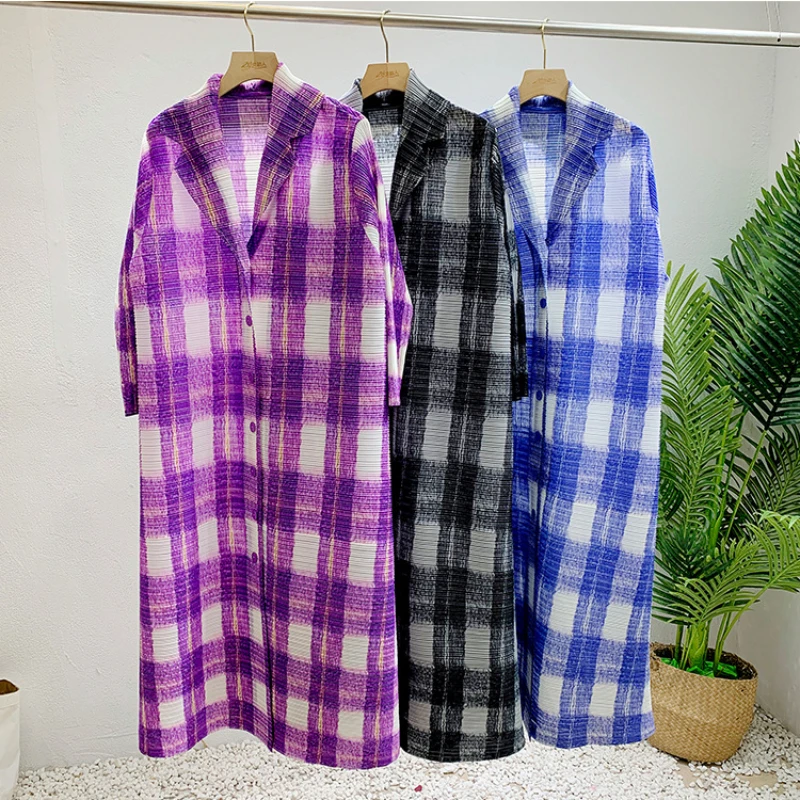 Plaid V-neck Coat 2024 Spring and Summer New Pleated Dress Women's Lapel Long Sleeve Long Coat Windbreaker Dresses