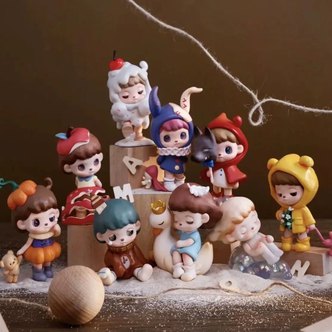 

MINISO New World is a Lie Fairy Tale Series New Product Blind Box Trendy Play Girl Gift Gift