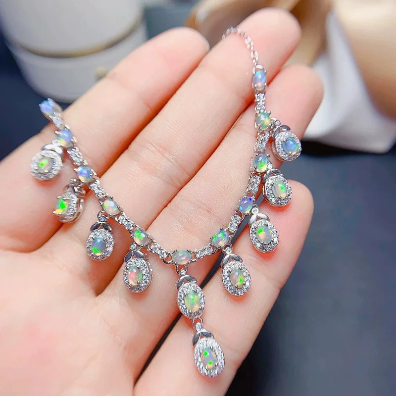 

Elegant 925 Silver Opal Necklace for Party 21 Pieces 3mm*4mm Total 2.1ct Natural Opal Necklace with 3 Layers Gold Plating