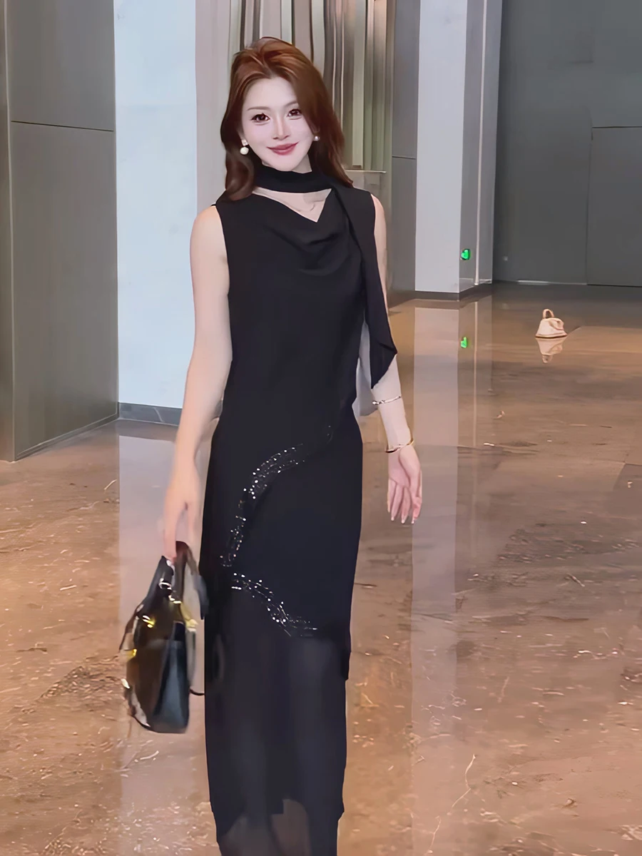 

Потрясающий женский летний комплект: топ с изысканной вышивкой и облегающая юбка, модный и стильный комплект из двух предметов.