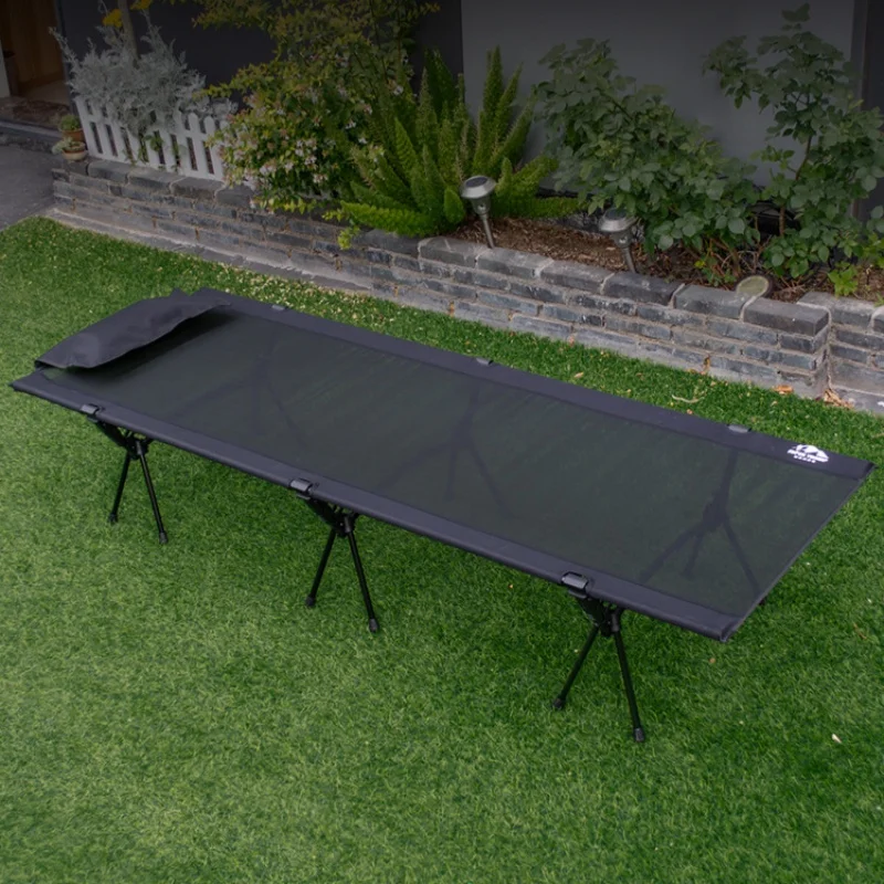 Schwarzes Mesh-Campingbett, ultraleichtes, faltbares Campingbett mit Tragetasche, 60er-Jahre-Einrichtung, Rucksackbett, unterstützt 175 kg, 65 cm breit