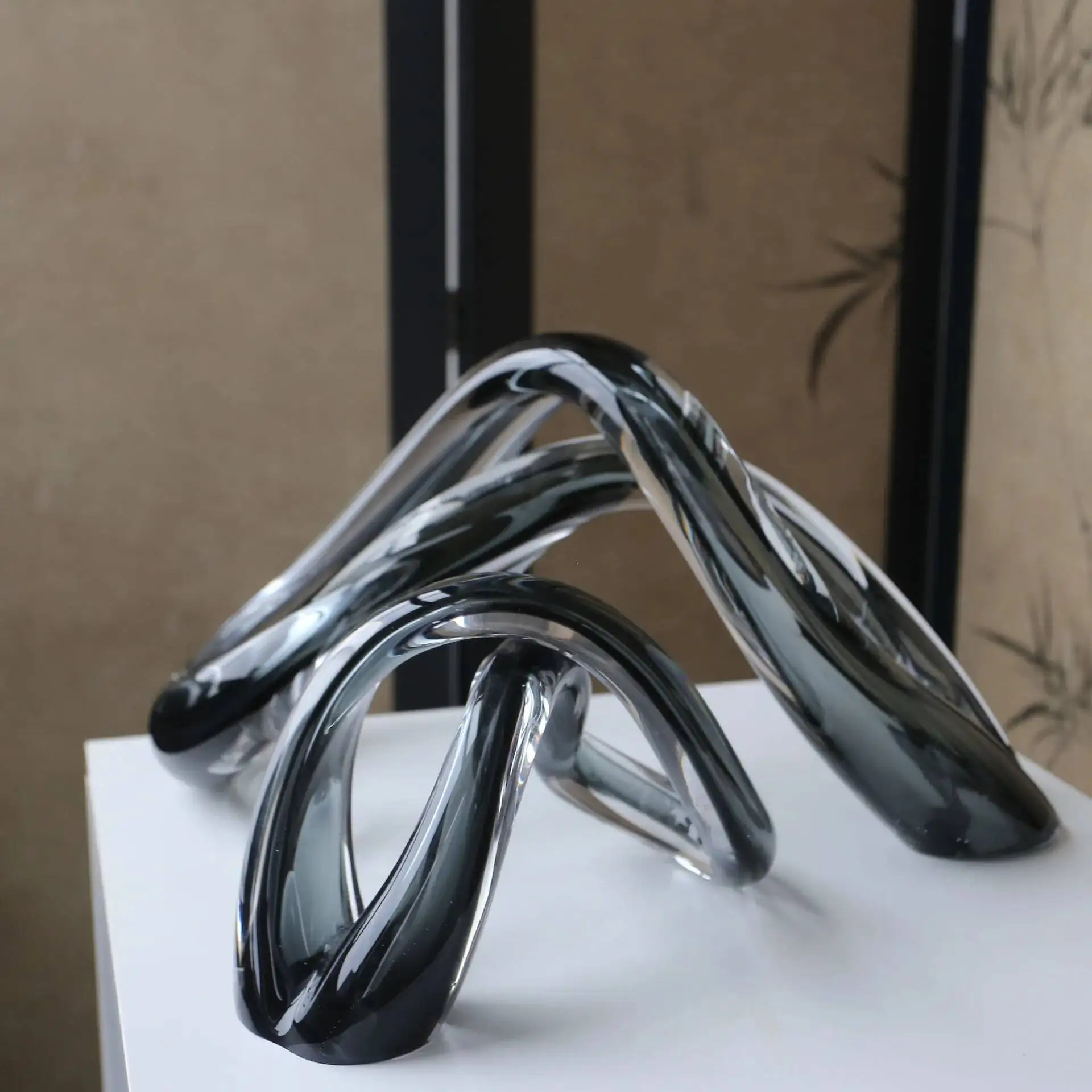 Geometric Intersecting Glass Ornaments Transparent Knot Abstract Triangular Crystal Sculpture Home Decoration Accessories