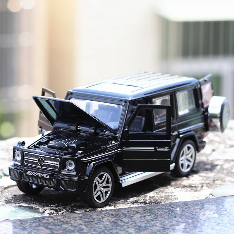 

Модель автомобиля Mercedes-Benz G65 1:32 из сплава, литая игрушка, вездеходы, опто-оптический автомобиль с открывающей дверью, подарок для детей, A76