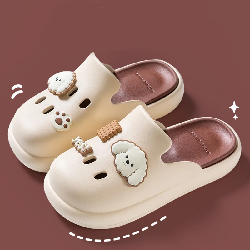 crocs for Women\'s Summer Outwear 2024 New Cute Puppy Step on Shit Thick Bottom Baotou Beach Anti slip Slippers