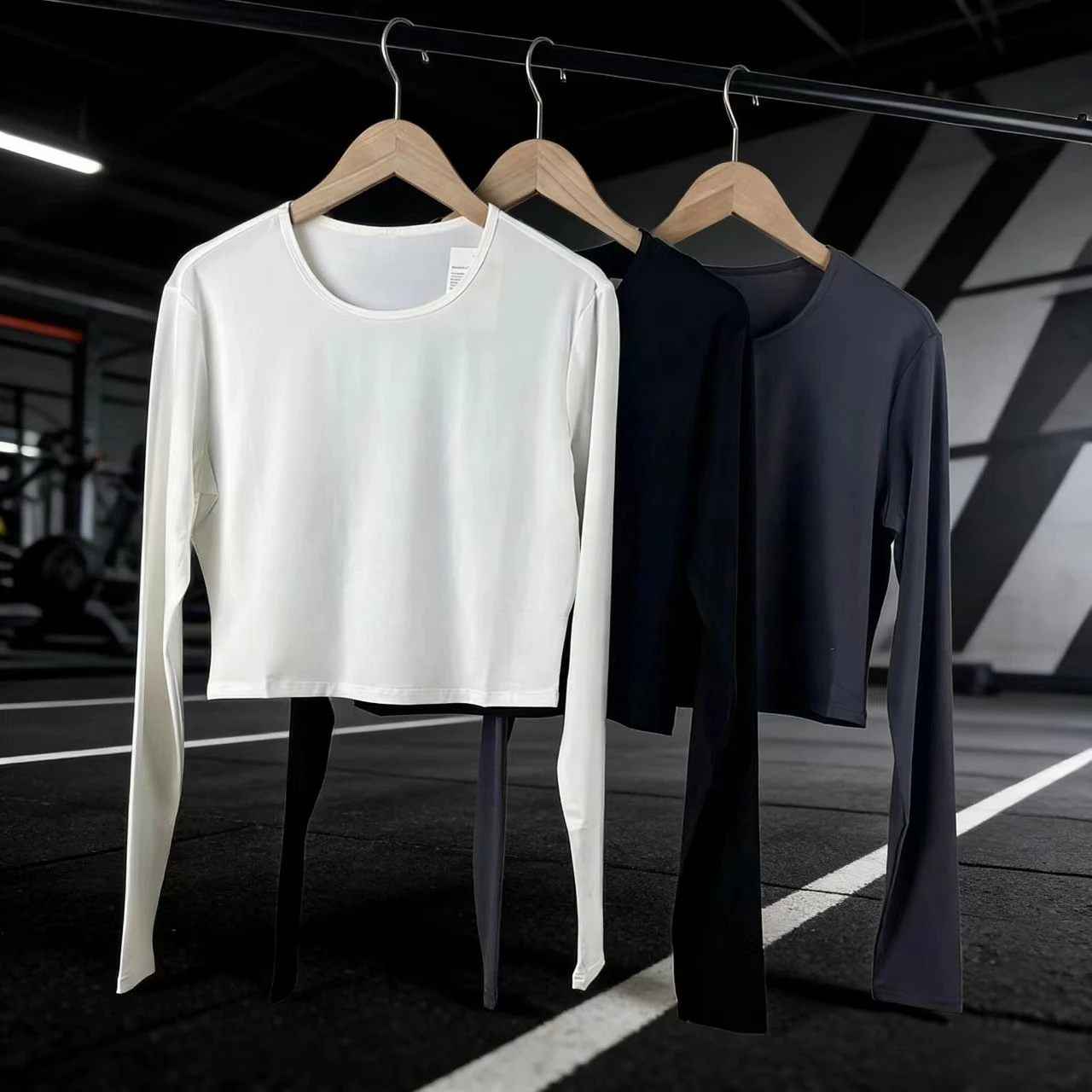 

Женские повседневные футболки с длинным рукавом, весенне-осенние однотонные облегающие пуловеры, базовые топы для уличной моды