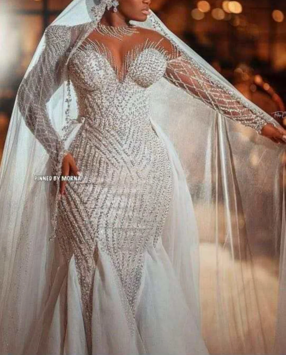 Customized Customize Africa Cystal Beading Vintage Mermaid Wedding Dress White Long Sleeve Africa Bridal Gowns With Detachable T