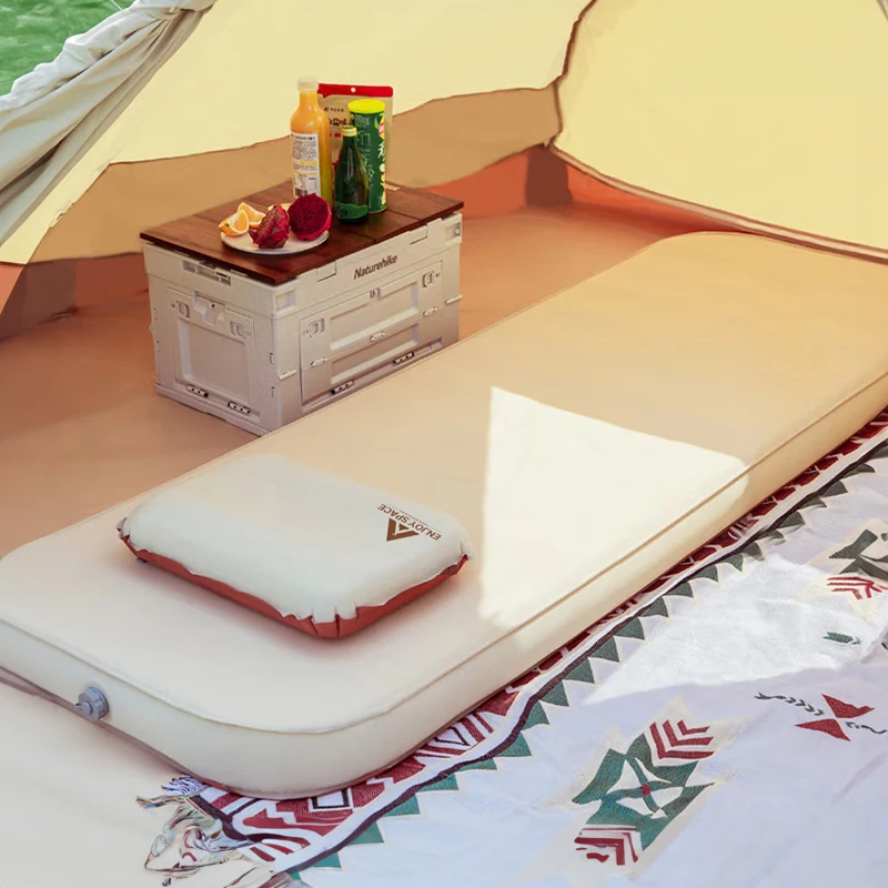 

Easy Carry Outdoor Inflatable Pad for One Person 5 Layers Material Design Air Mattress