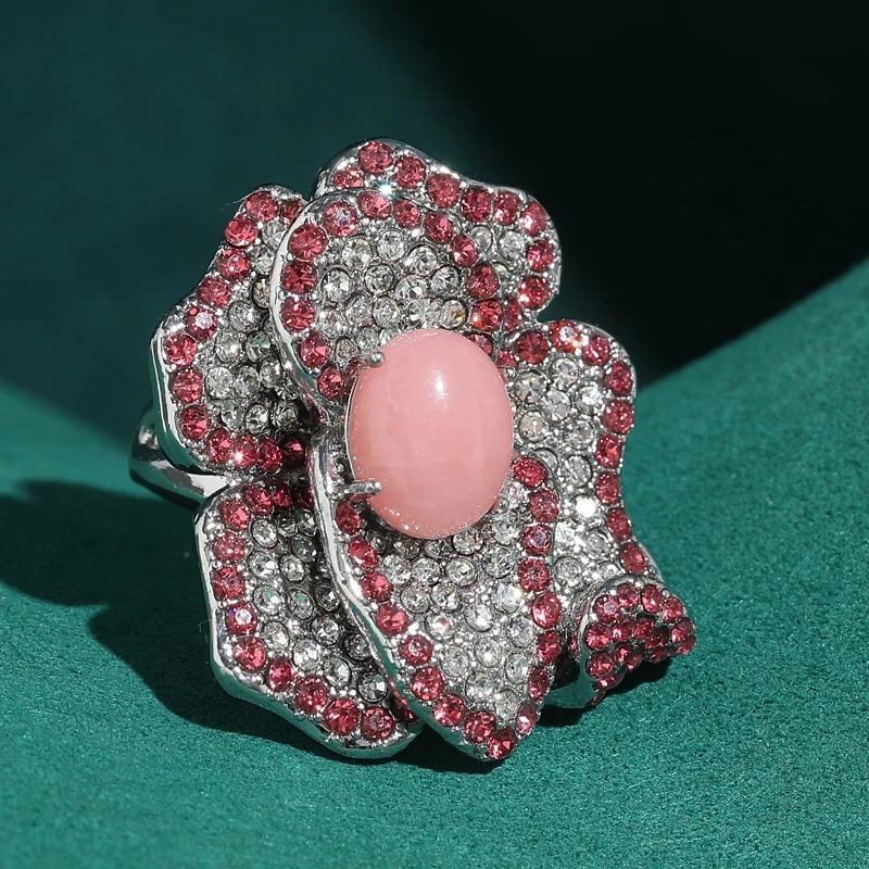 

Big Natural Rose Quartz Stone Pink Rings Vintage Blue Rhinestone Flower Jewelry Accessories For Girls Retro Festival Charm 2026