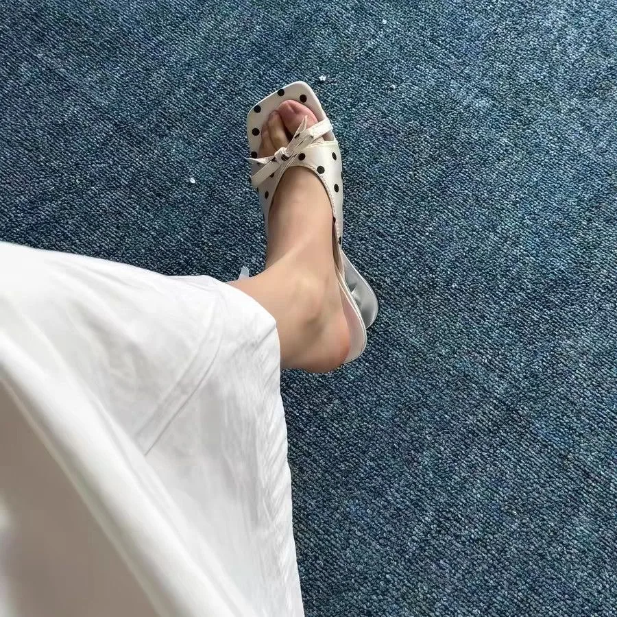 Modern Style Polka Dot Bow Knot Wedge Heel Unique Design Slippers Women's Slip-On Open Toe Summer High Heel Square Head Sandals