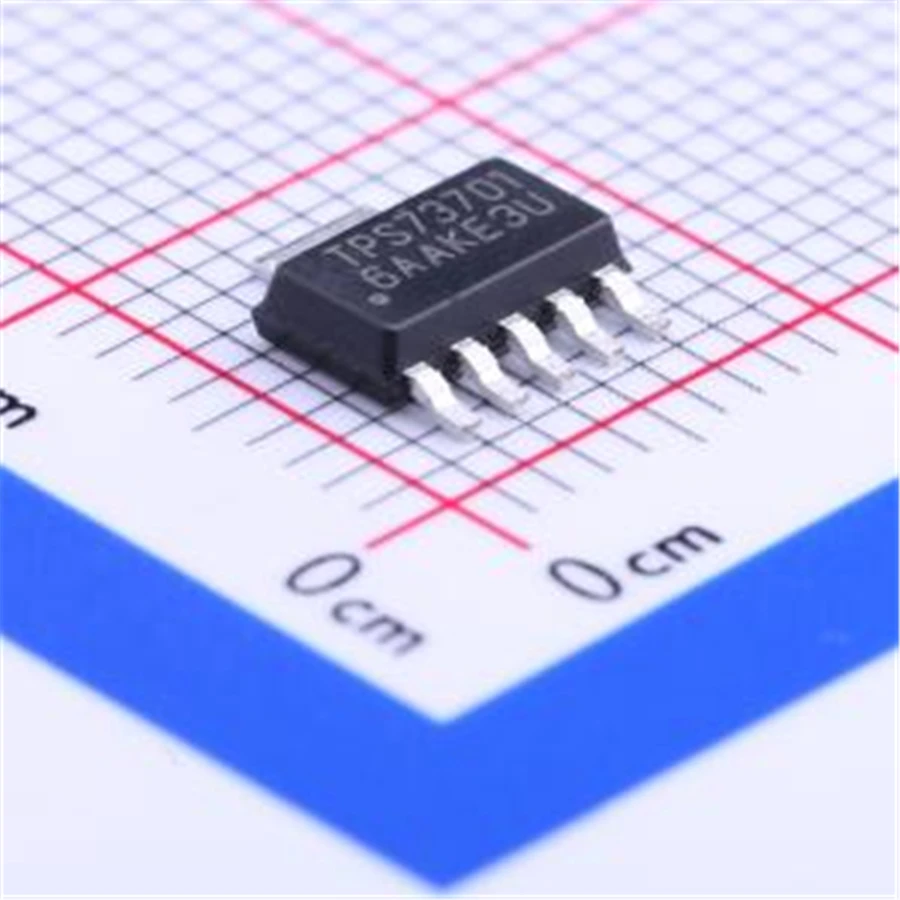 20PCS/LOT TPS73701DCQR (Current-Sensing Amplifiers)