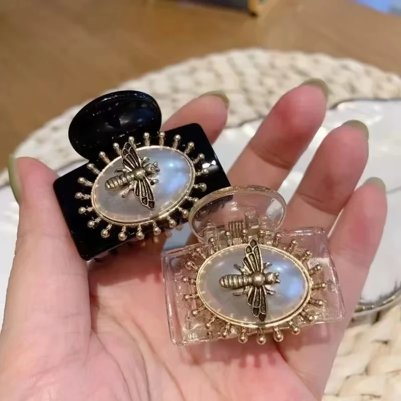 

Horquillas Retro con dijes de abeja de Color bronce antiguo, pinzas para el pelo, pinzas para el pelo, perlas de lujo, accesorio