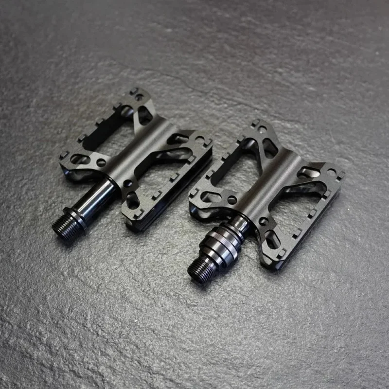 For Brompton Union Jack Pedals Bicycle Quick Release Pedals  Hollow Ultra Light Pedal A C P Tline Titanium Shaft Accessories