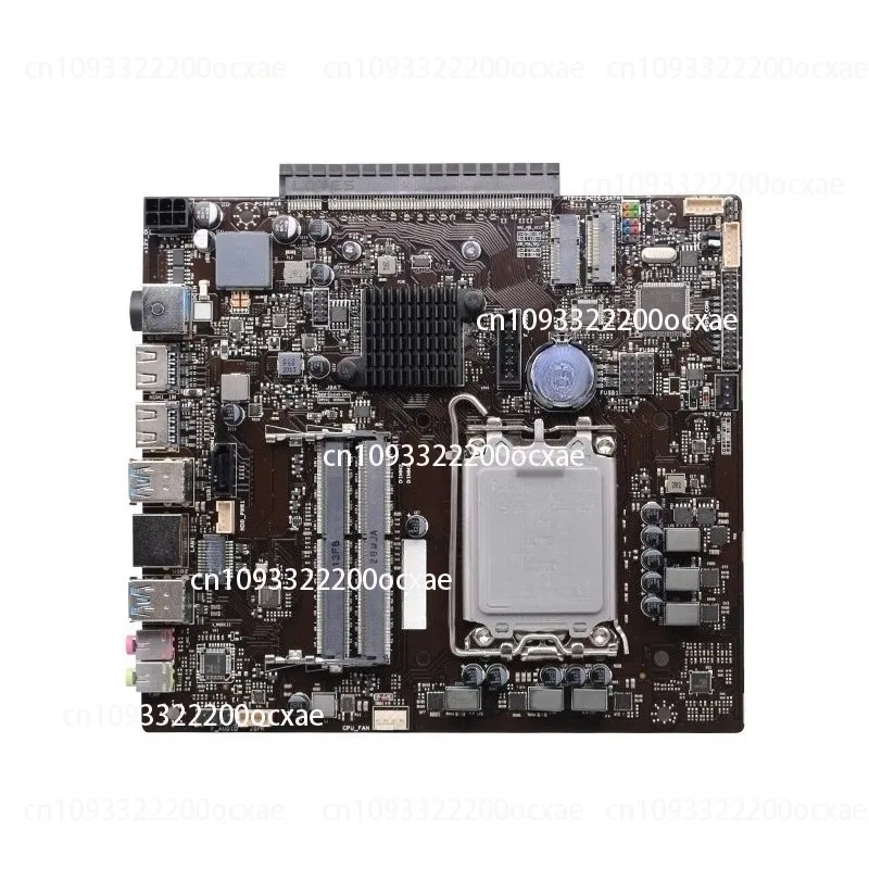 La placa principal de la máquina todo en uno ultrafina B660i-P se puede insertar en diagonal en la mini placa principal de la tarjeta gráfica independiente