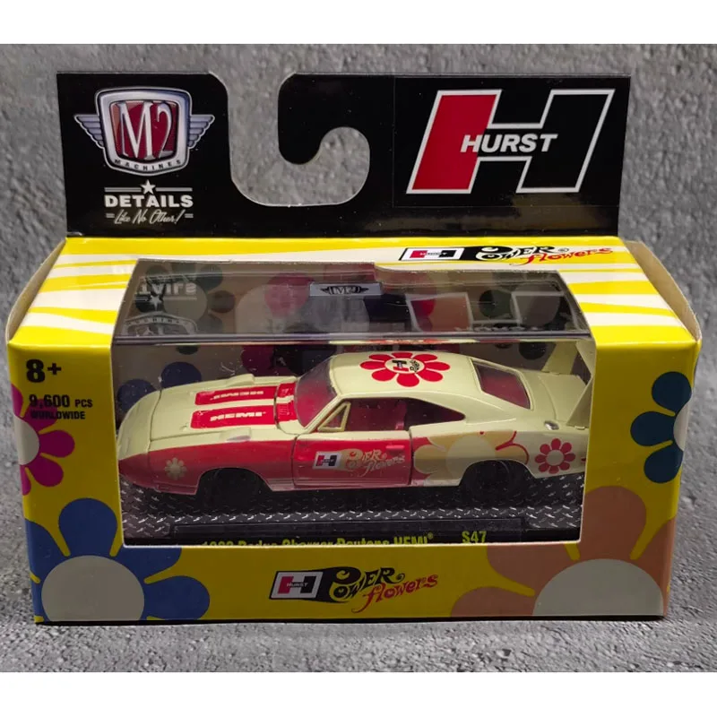 Diecast M2 1/64 Scale 1969 Charger Daytona HEMI Challengerรถรุ่นวันหยุดของขวัญของเล่นตกแต่ง