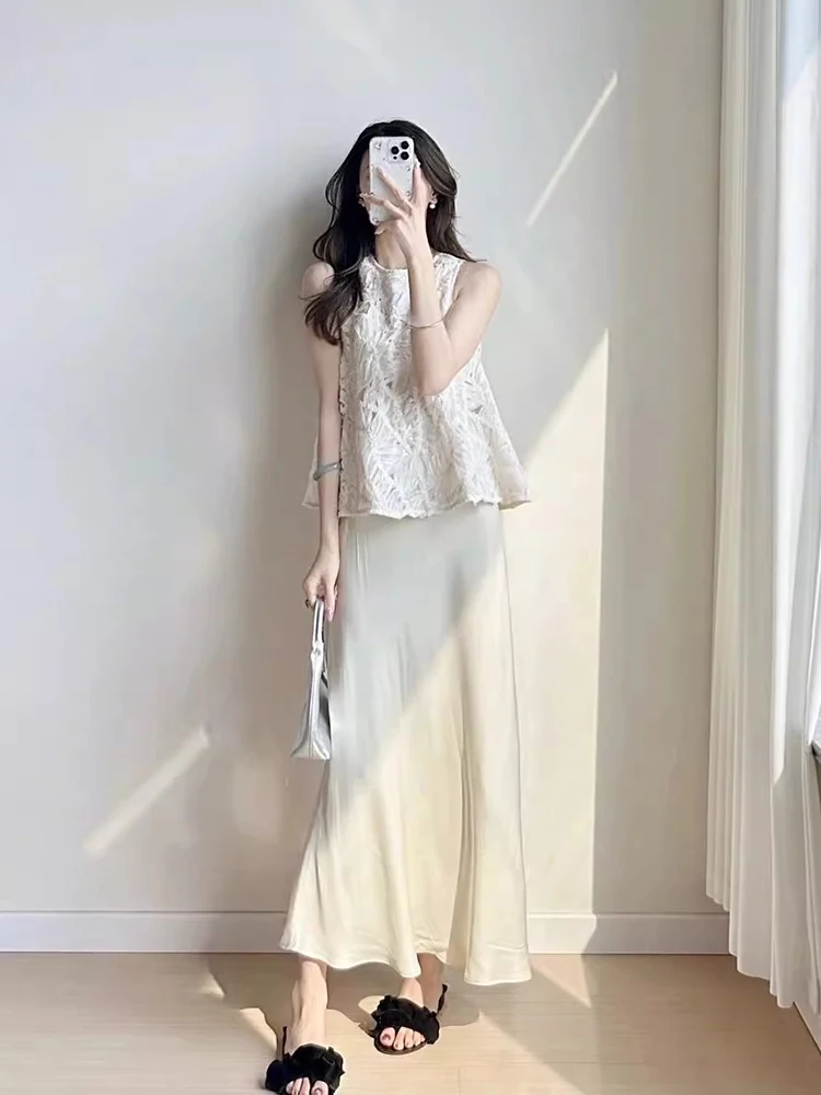 

Summer High-End Feel Patchwork Vest Shirt Heavy Embroidery Silk Satin Half-length Skirt Set Women's Fashion Retro Style Two-P...