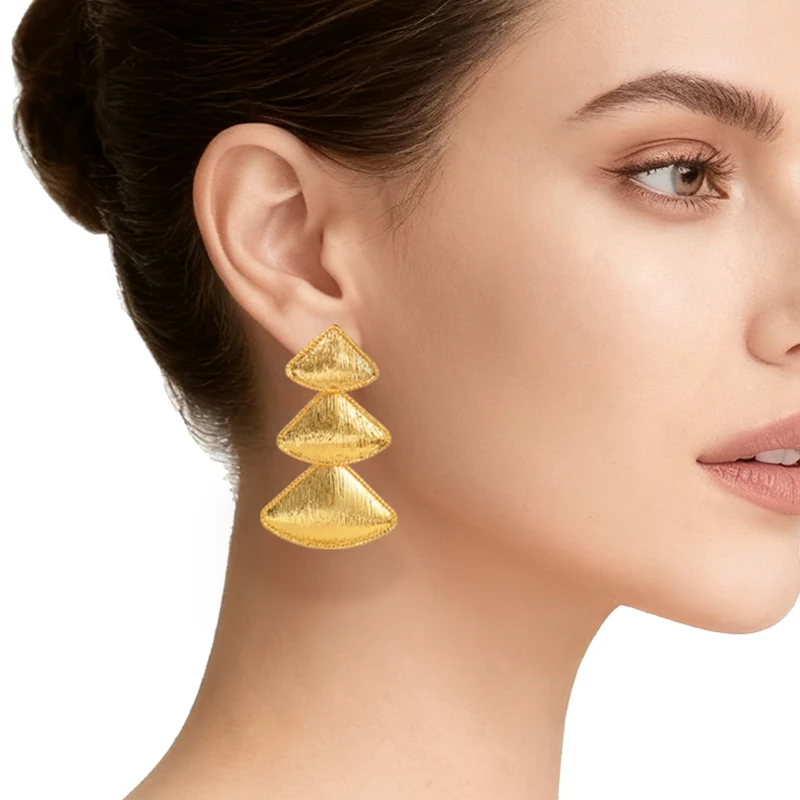 

YTJX Unique Charm Triangle Pendant Long Earrings Metal Anti Rust Women Trend 2025 Gold Plated Piercing Earring Jewelry Accesso