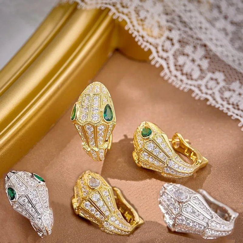 

Designer Collection Style High-end Earrings Women Lady Inlay Full Cubic Zircon Plated Gold Color Bigs Snake Serpent Ear Clip