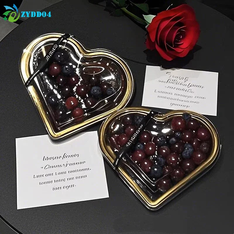 ● 10 bandejas de servir en forma de corazón con tapas transparentes, recipientes de PET para frutas, sushi, postres, para regalo del Día de San Valentín