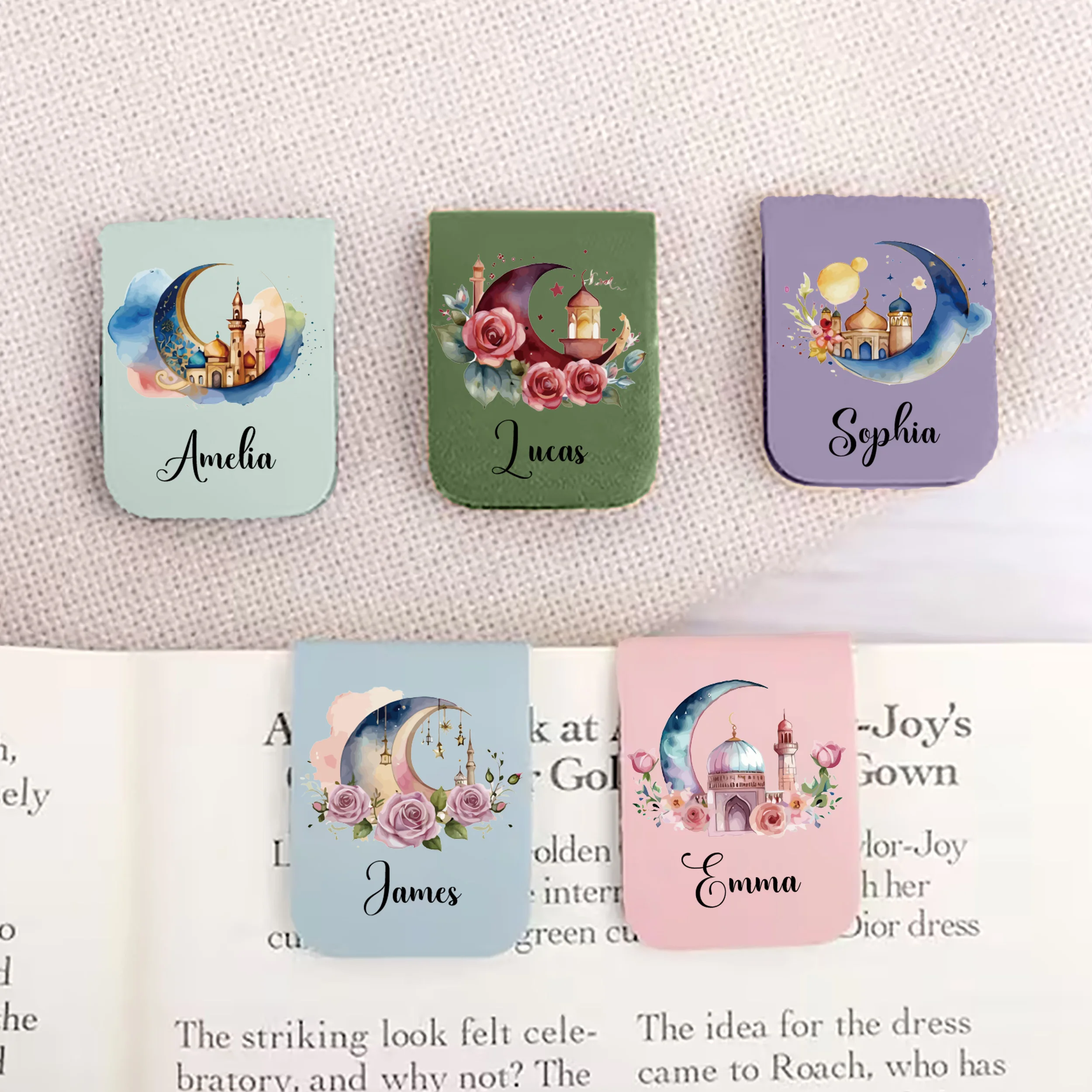 Marque-page avec nom avec château coloré, marque-page de château coloré en cuir personnalisé, marque-page magnétique personnalisé, anniversaire pour amoureux des livres, 1 pièce