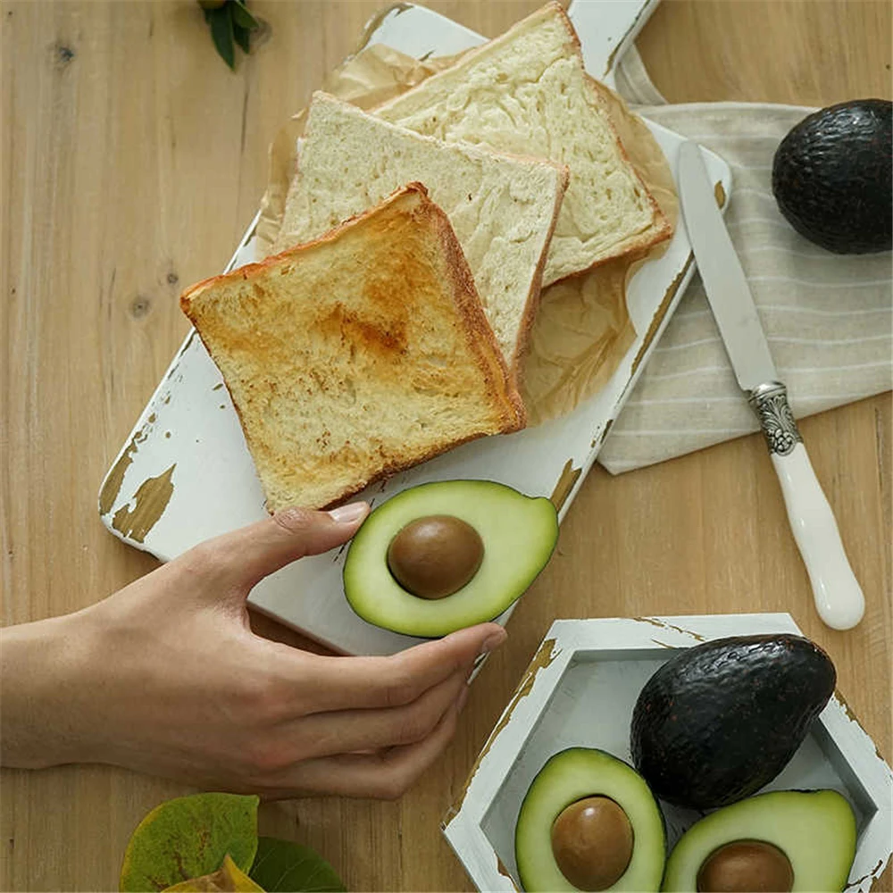 

Toast slice of simulation bread restaurant decoration food props dessert store decor decor Artificial fake fruit bread model