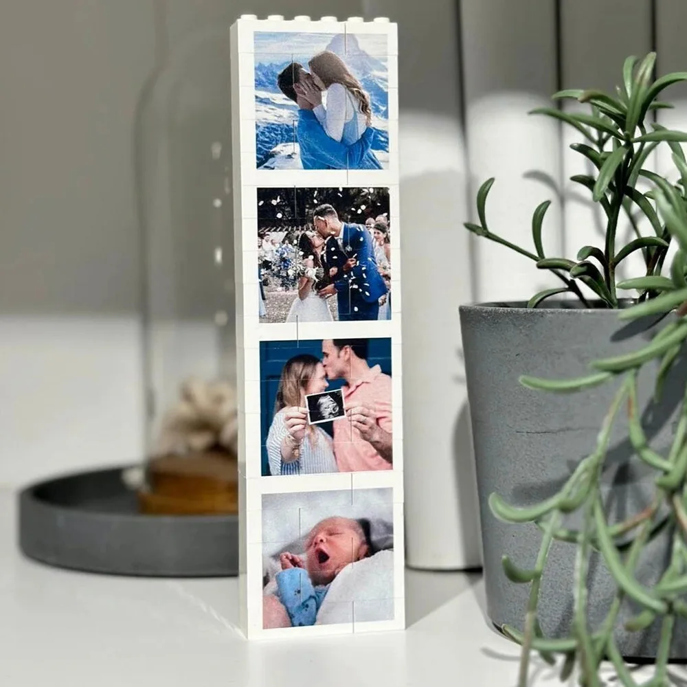 Customize a personalized photo booth style building block set. It consists of a gift made by assembling the blocks,