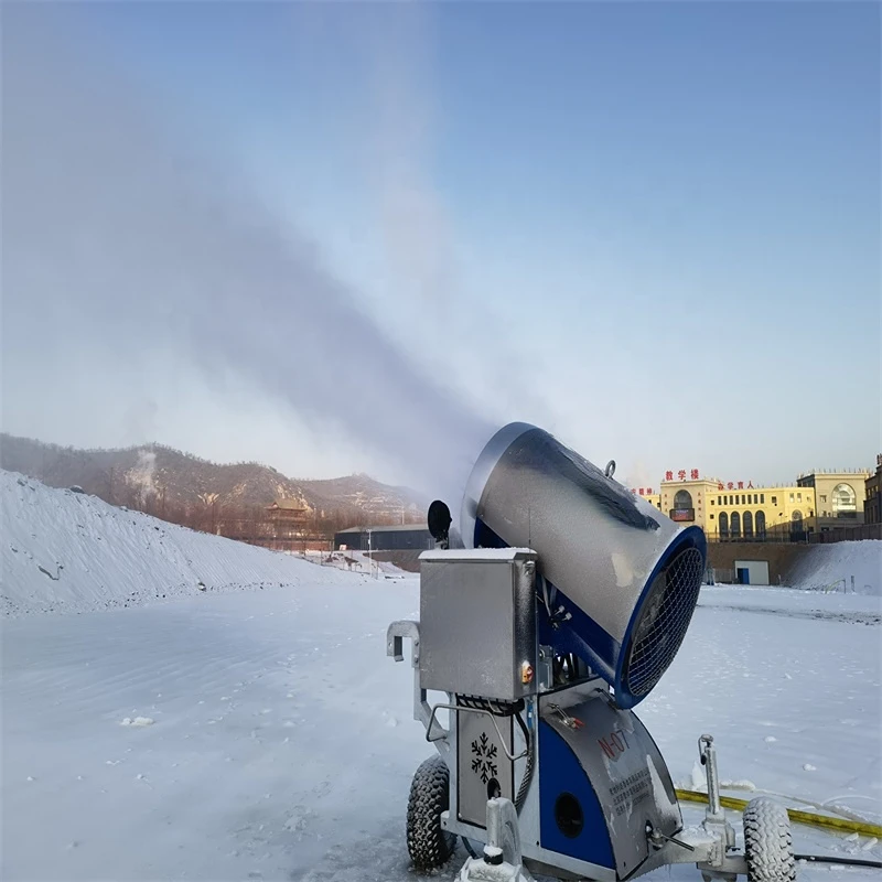 outdoor ski resorts and snowscape amusement parks Portable snow making machine