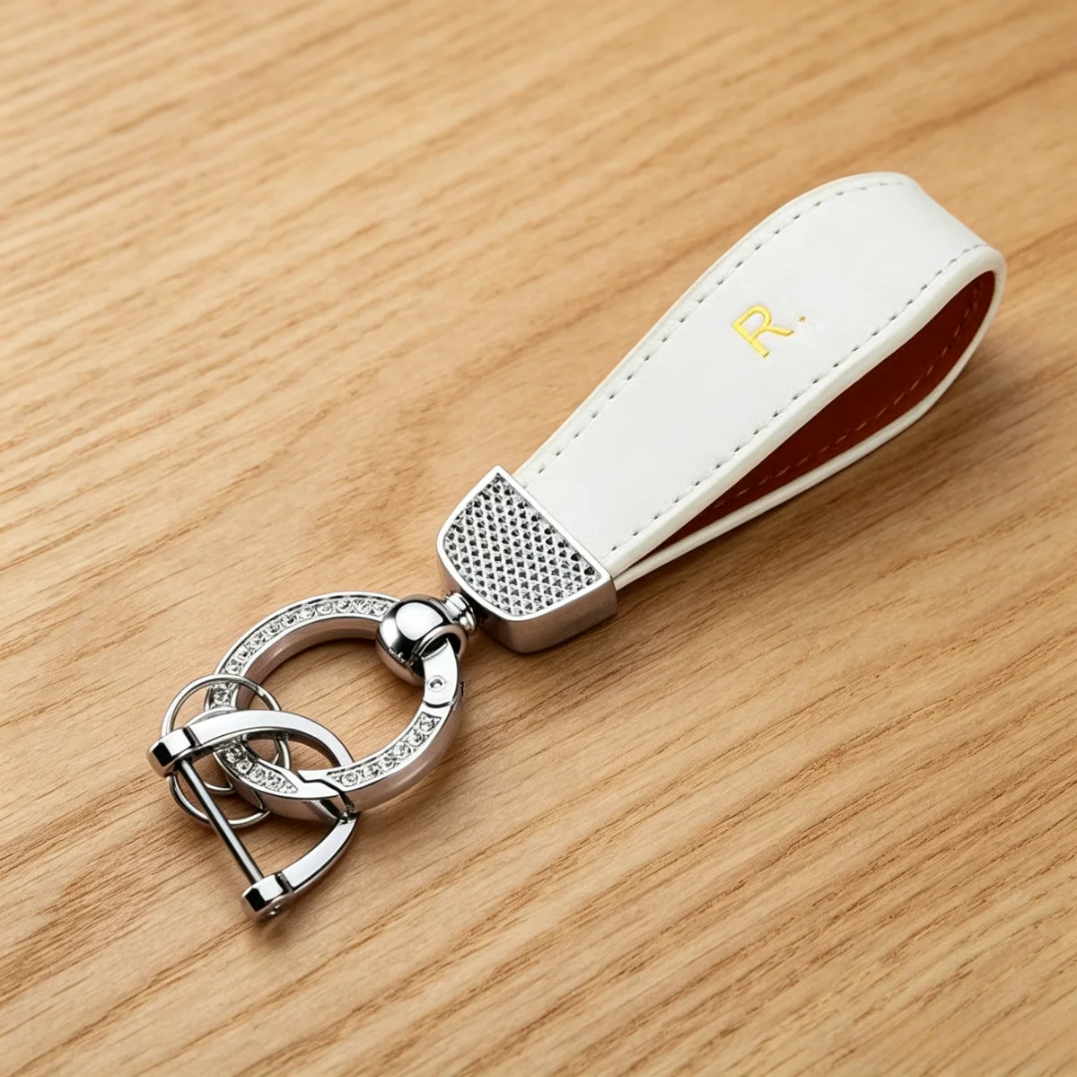 Luxus-Autoschlüsselanhänger mit Strass-Anhänger, Leder-Schlüsselring-Halter, Taschen- und Gepäck-Charm, Geschenk für Frauen und Männer, Mädchenhaft, Zinklegierung 2026 – Detail 8