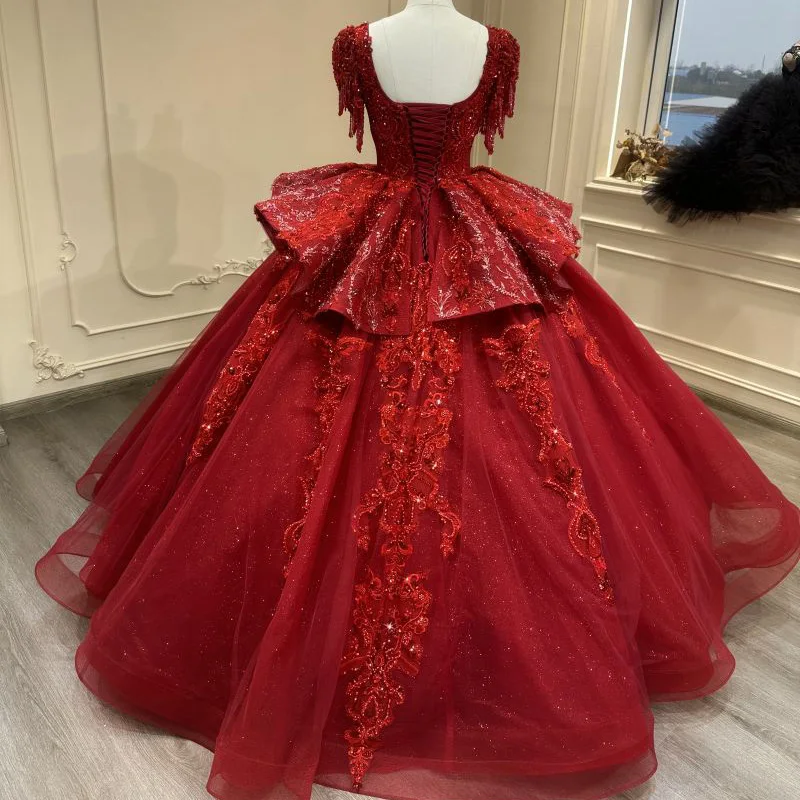 2024 new square-neck short-sleeved red wedding dress