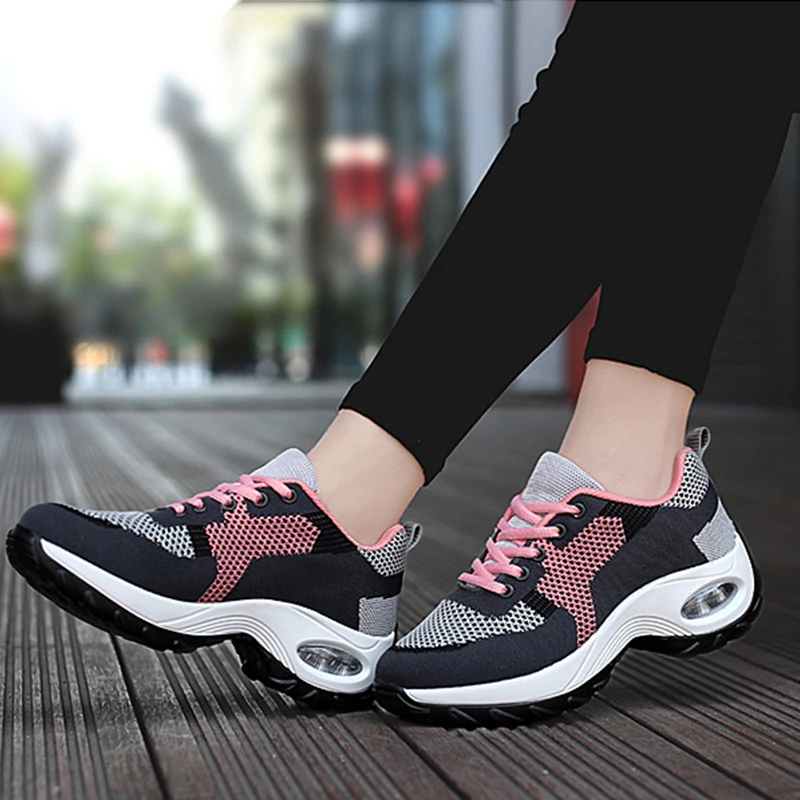 Luft gepolsterte Laufschuhe Frauen Wanderschuhe Frühling Herbst Casual Sportschuhe leichte weiche Mesh atmungsaktive Rocks chuhe