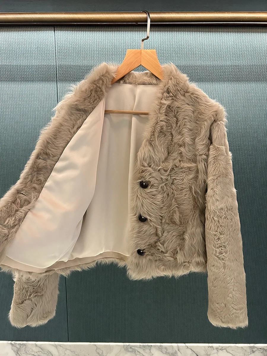 เสื้อโค้ทขนแกะแบบดิบ ทรงหยัก พร้อมซับในขนสัตว์ในตัว เสื้อแจ็คเก็ตขนแกะสำหรับผู้หญิงแบบสั้นสำหรับฤดูหนาว