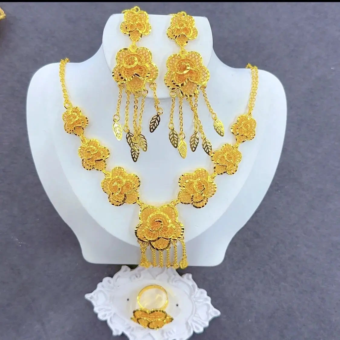 Popodion  Dubai 24K Gold Plated Flower Shaped Earrings Necklace Women\'s Ring Wedding Jewelry Three Piece Set  YY10359