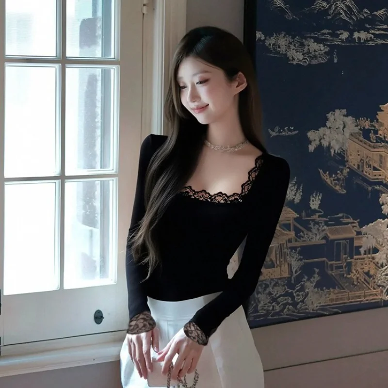 

Women's Slimming Sexy Design Lace Trim Square Collar Base Shirt Spring 2026 Fashionable Versatile Waist-Cinching Top
