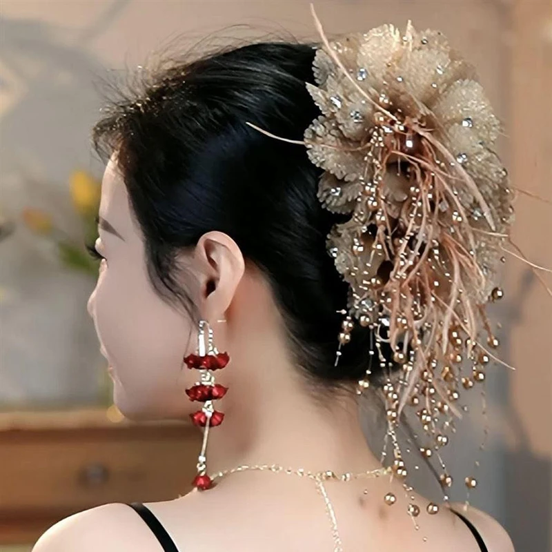 Retro Flowers Feather Grab Clip Elegant Pearl Tassel Shark Clip Fashion Girl Ponytail Clip Hair Shark Clip Hair Accessories