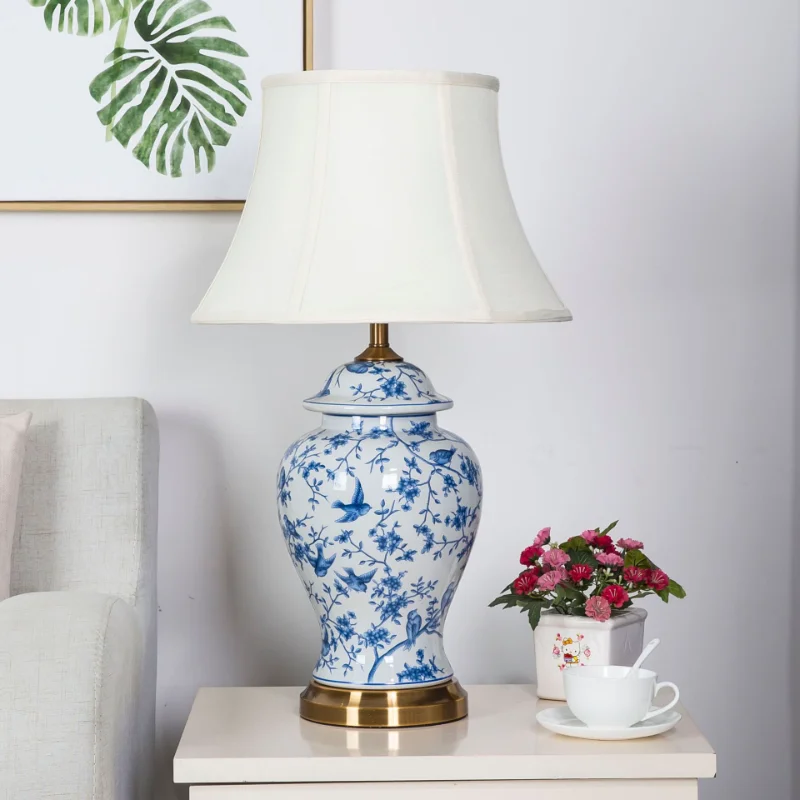 

New Chinese classical retro Jingdezhen ceramic table lamp blue American living room bedroom bedside lamp