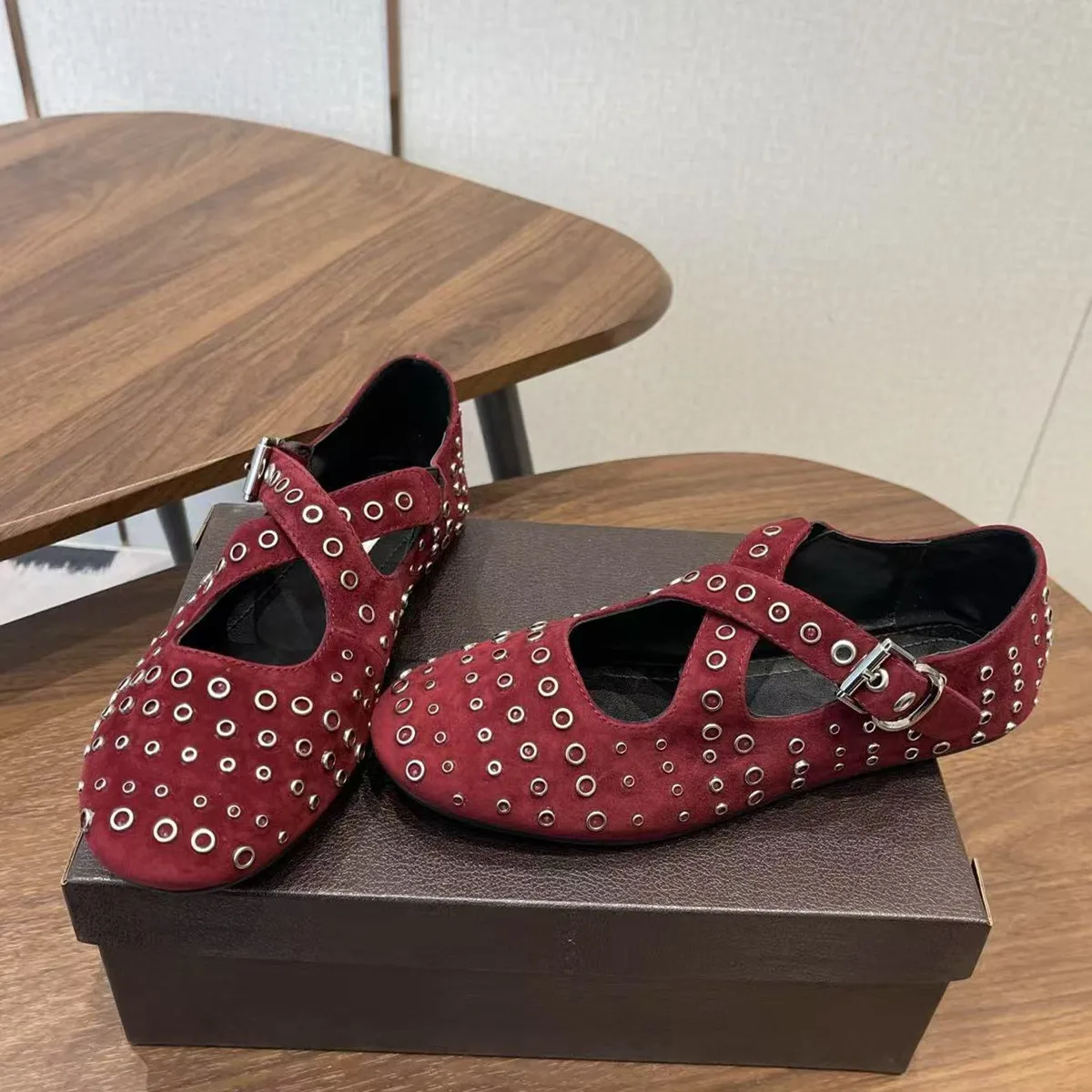 Designer Rivet Leather Mary Jane Shoes Women's Flat Bottom One Button Cross Ballet Shoes Retro Versatile Single Shoes