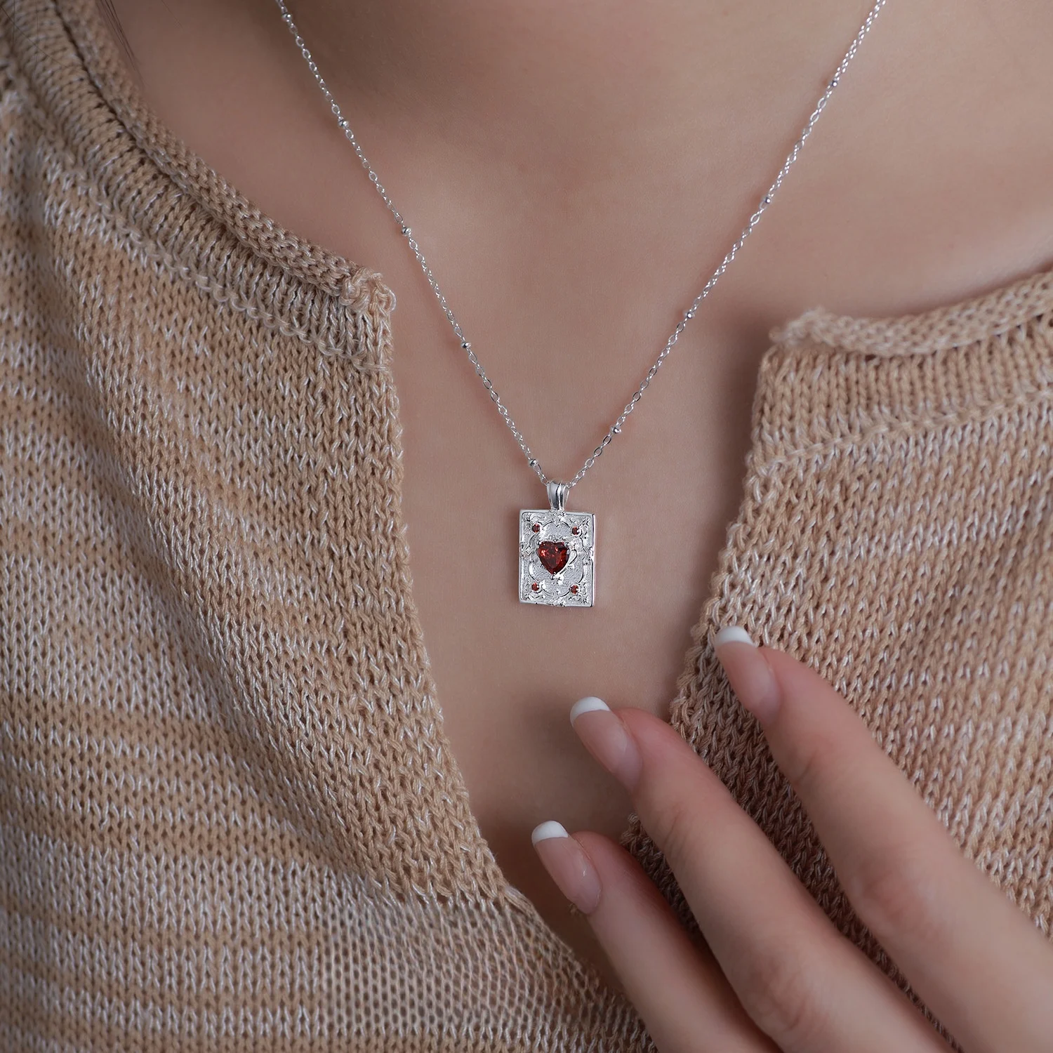 F.I.N.S French-Style S925 Sterling Silver Square Pendant Necklace Embossed Red Zirconia Heart Collarbone Chain Fine Jewelry view 4