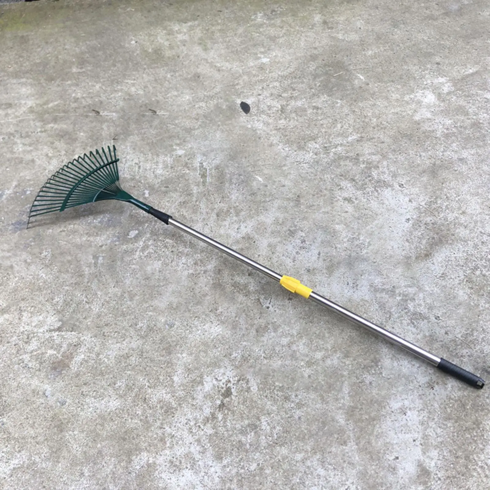 Telescopic Pole for Rake, Adjustable Length Lightweight Anti Slip Stainless Steel Retractable Rod for Metal Rake Leaves Rake