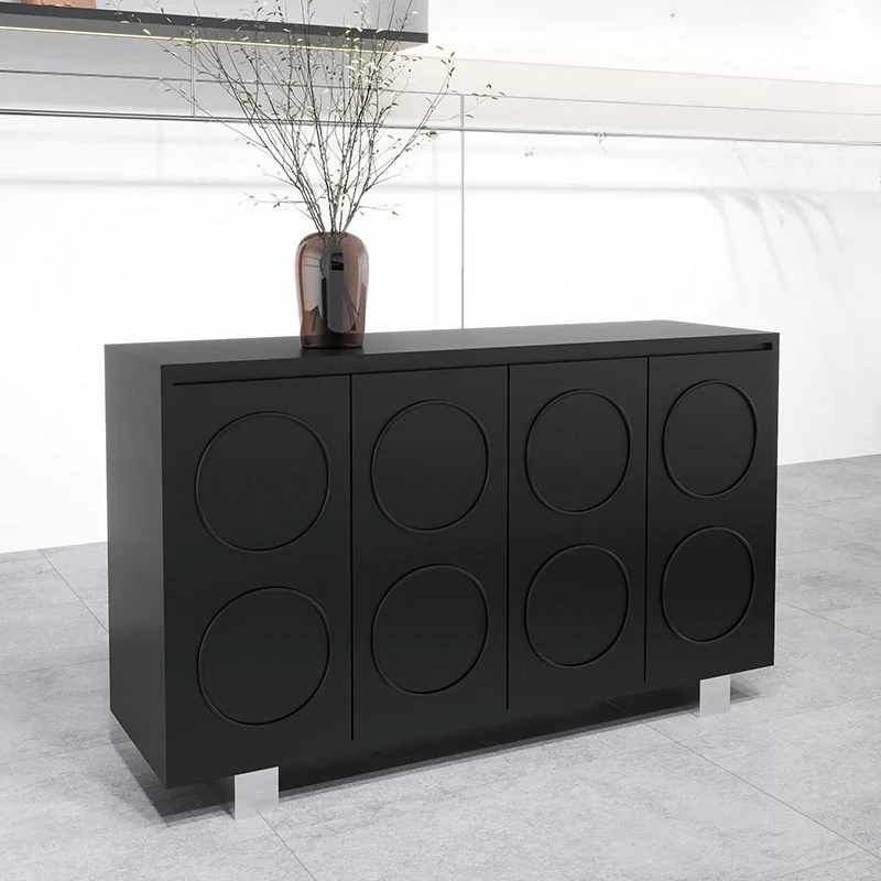 Clothing store Nakajima table with shoes and bags in the middle, black display stand display rack