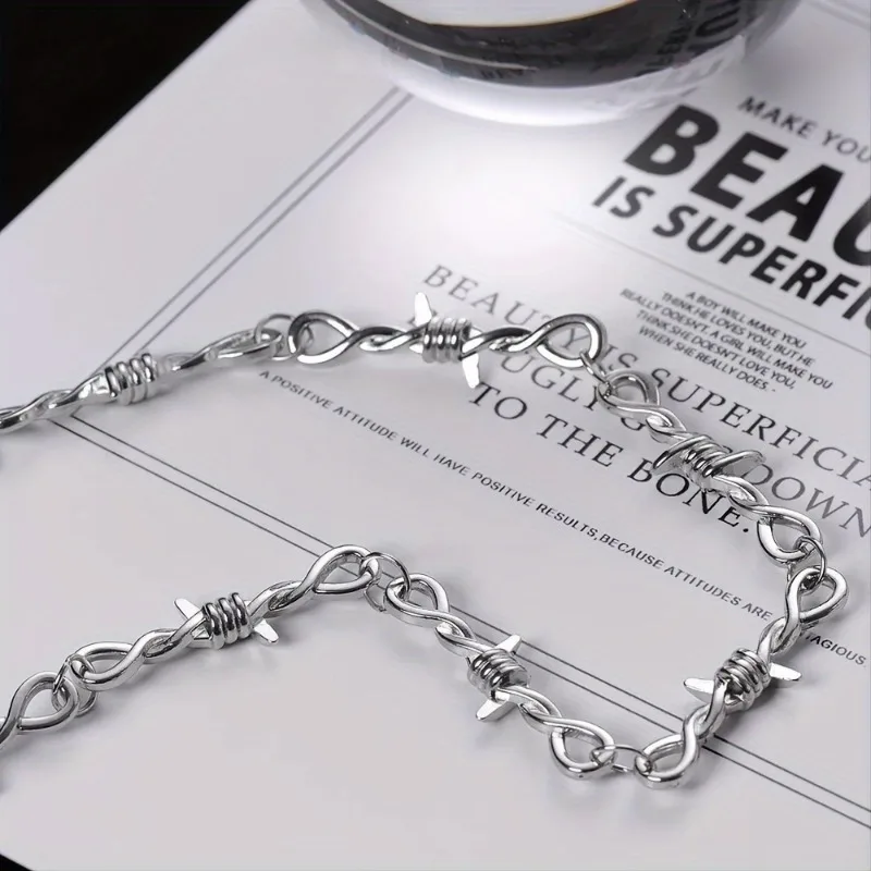 Vintage Barbed Wire Thorn Collar Men's Y2K Punk Hip-Hop Adjustable Collarbone Chain Gothic Street Style Accessories Jewelry