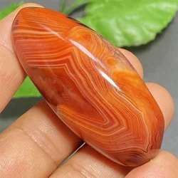 Natural silk striped agate palm to play polished Sardonyx agate rolling stone aura silk lace ornaments home decoration